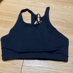 Like New!! Black lululemon high neck sports bra. Size 6